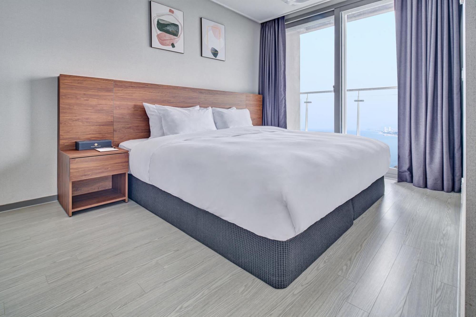 Gangneung Chonpines Ocean Suites Hotel מראה חיצוני תמונה