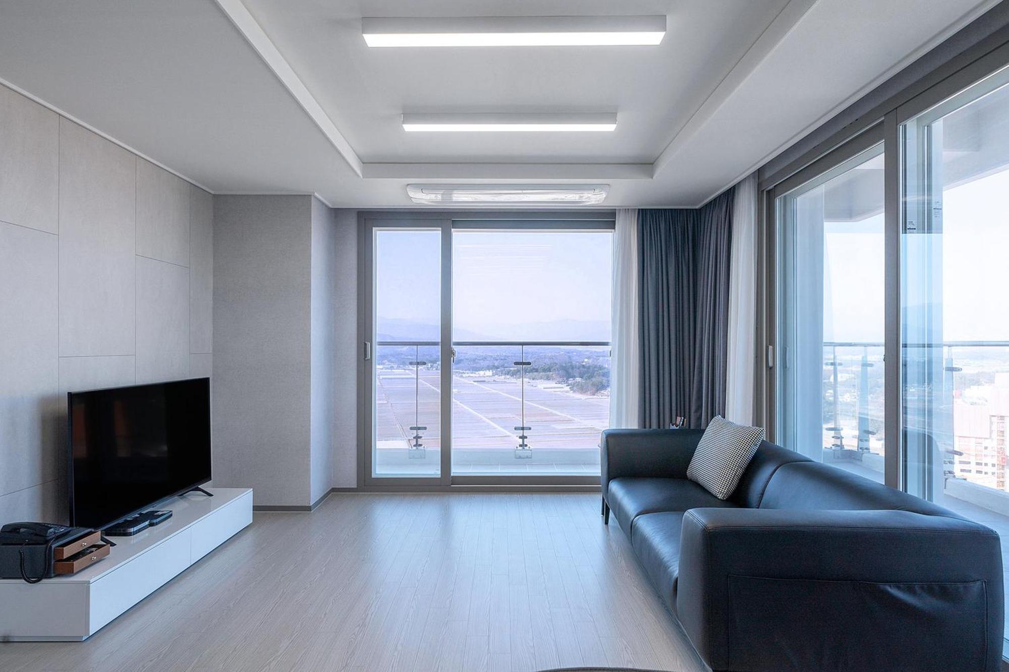 Gangneung Chonpines Ocean Suites Hotel מראה חיצוני תמונה