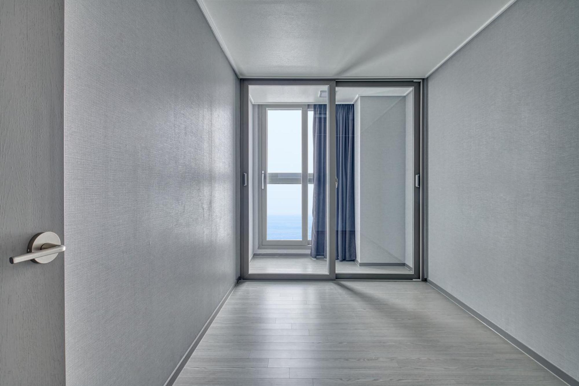 Gangneung Chonpines Ocean Suites Hotel מראה חיצוני תמונה